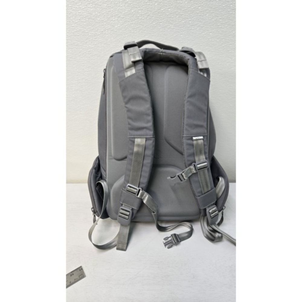 Incase Icon Slim Backpack Gray - Picture 3 of 7